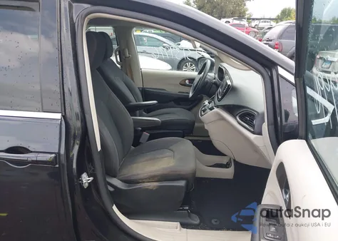 2017 Chrysler Pacifica Touring from USA, damaged, VIN 2C4RC1DG3HR592152